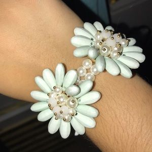 Flowered bracelete